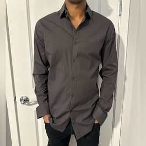 Mens Express extra slim fit dress shirt. Size M